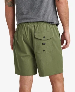 Fields 17” Elastic Waist Walk Short