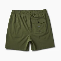 Fields 17” Elastic Waist Walk Short